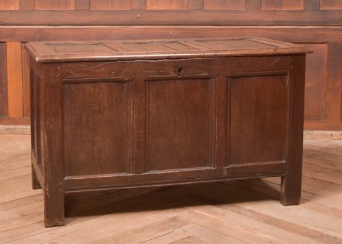 18th Century Oak Coffer/ Storage / Blanket Box