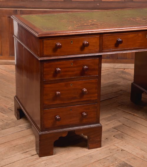 VICTORIAN MAHOGANY KNEE HOLE DESK - ADDITIONAL PHOTO 2