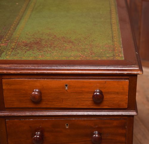 VICTORIAN MAHOGANY KNEE HOLE DESK - ADDITIONAL PHOTO 5