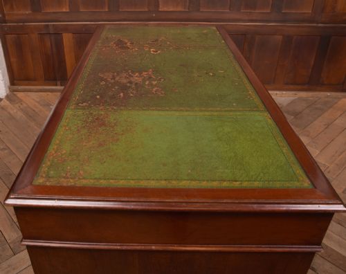 VICTORIAN MAHOGANY KNEE HOLE DESK - ADDITIONAL PHOTO 18