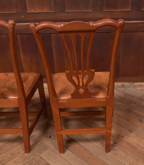 PAIR OF WALNUT GOSSIP CHAIRS - ADDITIONAL PHOTO 4