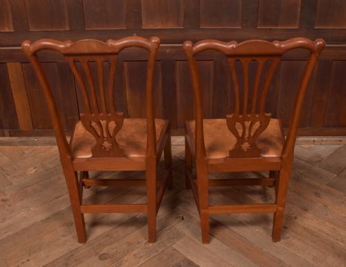 PAIR OF WALNUT GOSSIP CHAIRS - ADDITIONAL PHOTO 8