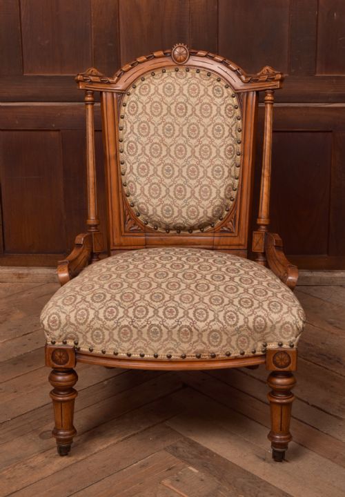 Victorian Walnut Nursing / Bedroom Chair