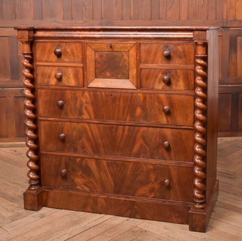Victorian Mahogany Chest of Drawers
