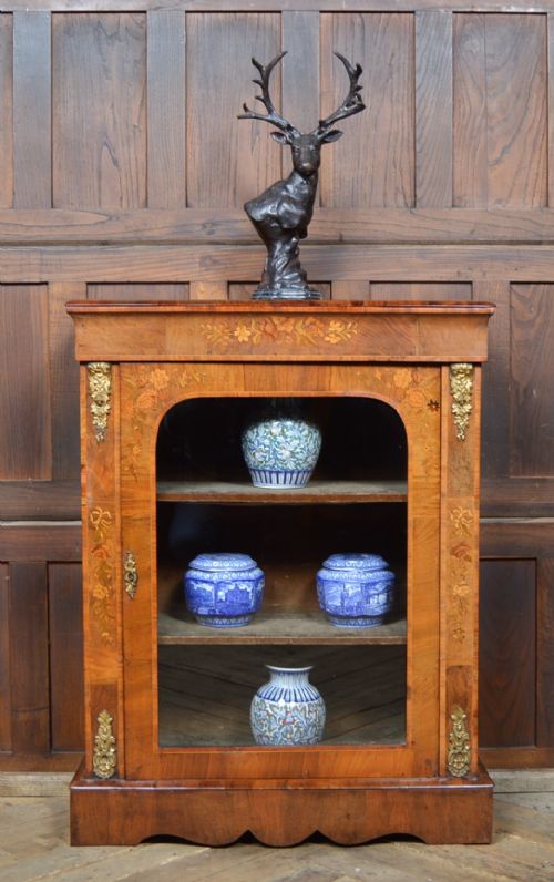 Victorian Pier / Display Cabinet