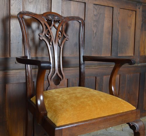 SET OF 8 CHIPPENDALE STYLE DINING CHAIRS - ADDITIONAL PHOTO 9