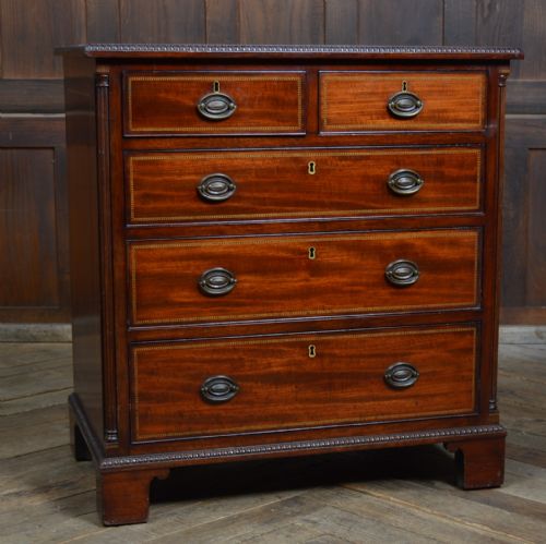 EDWARDIAN MAHOGANY CHEST OF DRAWERS - ADDITIONAL PHOTO 17