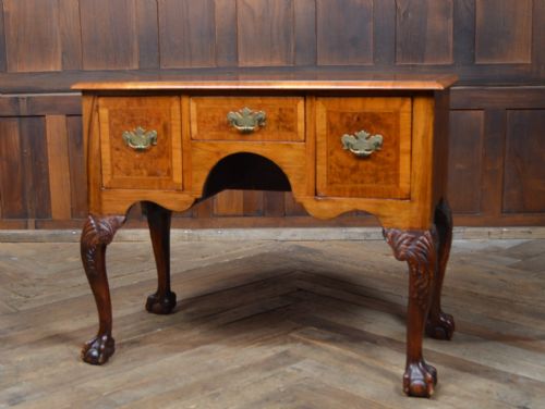GEORGIAN WALNUT CHIPPENDALE STYLE LOWBOY - ADDITIONAL PHOTO 1