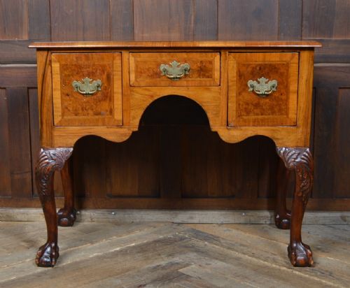 GEORGIAN WALNUT CHIPPENDALE STYLE LOWBOY - ADDITIONAL PHOTO 6