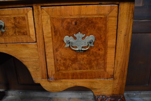 GEORGIAN WALNUT CHIPPENDALE STYLE LOWBOY - ADDITIONAL PHOTO 8