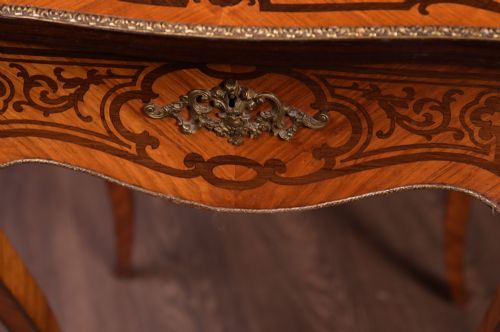 VICTORIAN SATINWOOD SIDE TABLE - ADDITIONAL PHOTO 1