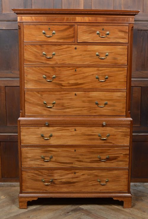 Georgian Mahogany Chest on Chest / Tallboy