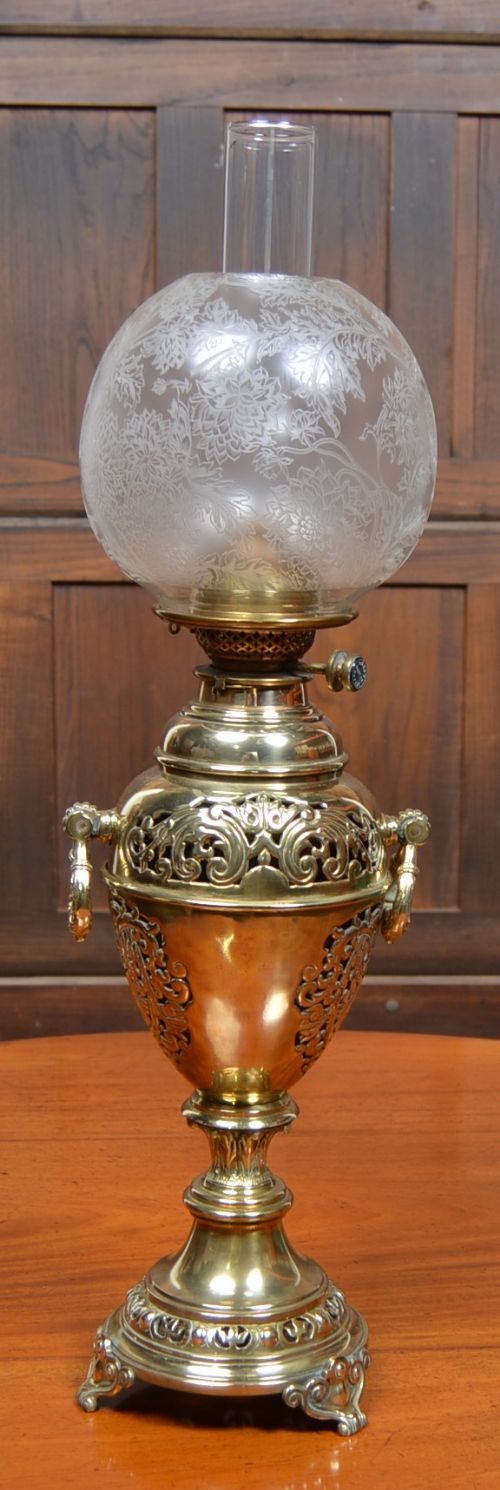 Victorian Brass Paraffin/ Oil Lamp