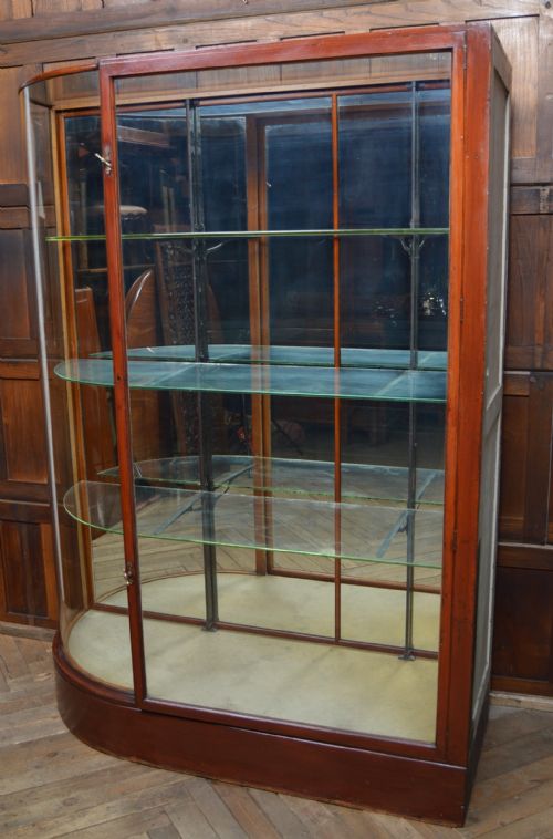 Mahogany Shop Fitting/ Display Cabinet