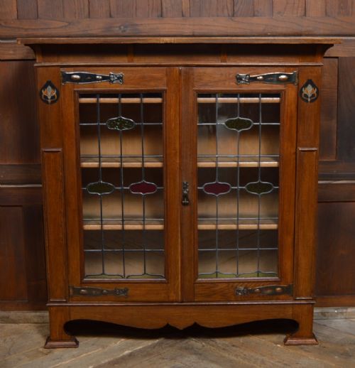 Arts & Crafts Oak Bookcase / Display Cabinet