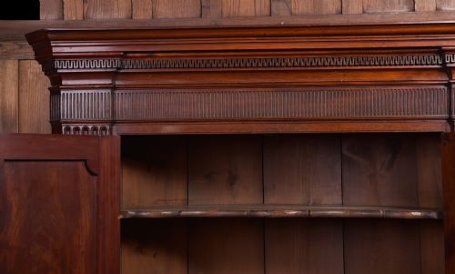 GEORGIAN MAHOGANY CORNER CABINET - ADDITIONAL PHOTO 5