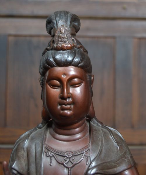 fig 1. Guanyin Bodhisattva bronze with Root Wood Stand