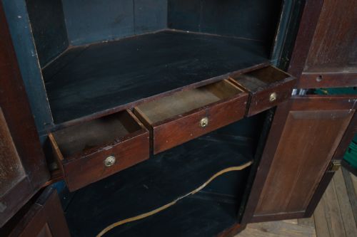 GEORGIAN MAHOGANY COUNTRY HOUSE CORNER CABINET - ADDITIONAL PHOTO 5