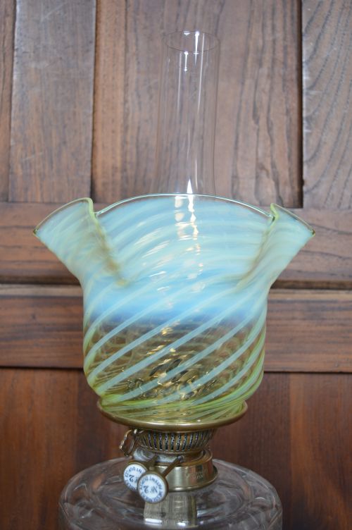 VICTORIAN MESSENGER'S OIL PARAFFIN LAMP - ADDITIONAL PHOTO 3