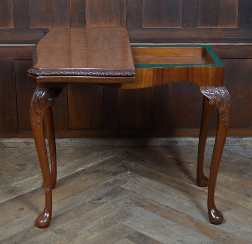 WALNUT FOLDOVER GAMES TABLE - ADDITIONAL PHOTO 9
