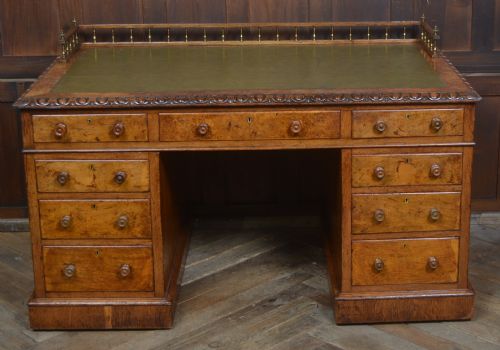 VICTORIAN OAK PEDESTAL WRITING DESK - ADDITIONAL PHOTO 7