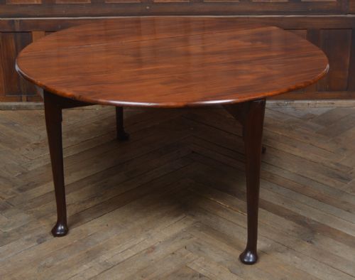 Georgian Mahogany Drop Leaf Table