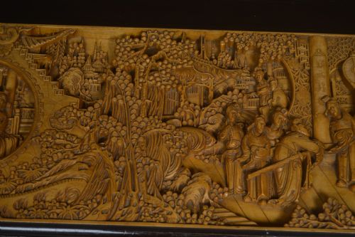 CHINESE CAMPHOR WOOD CARVED STORAGE BLANKET BOX - ADDITIONAL PHOTO 10