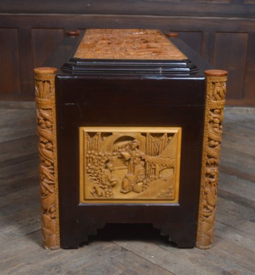 CHINESE CAMPHOR WOOD CARVED STORAGE BLANKET BOX - ADDITIONAL PHOTO 15
