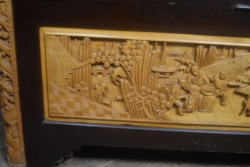 CHINESE CAMPHOR WOOD CARVED STORAGE BLANKET BOX - ADDITIONAL PHOTO 21
