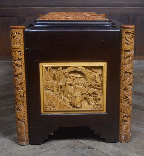 CHINESE CAMPHOR WOOD CARVED STORAGE BLANKET BOX - ADDITIONAL PHOTO 22