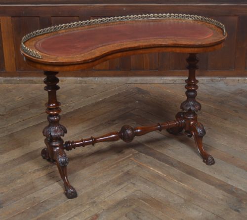 Victorian Burr Walnut Kidney Shaped Table