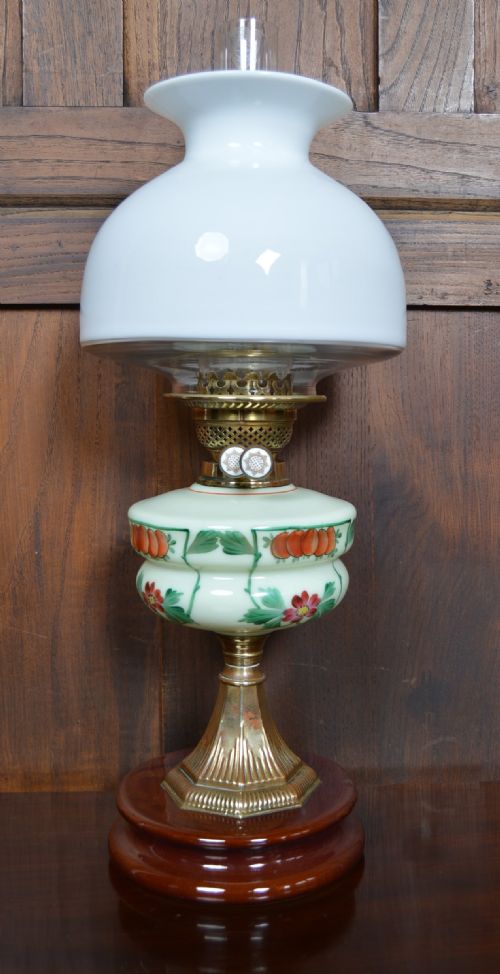 HAND PAINTED OIL PARAFFIN LAMP - ADDITIONAL PHOTO 1