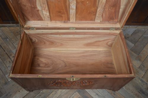 CHINESE CAMPHOR WOOD BLANKET STORAGE BOX - ADDITIONAL PHOTO 8