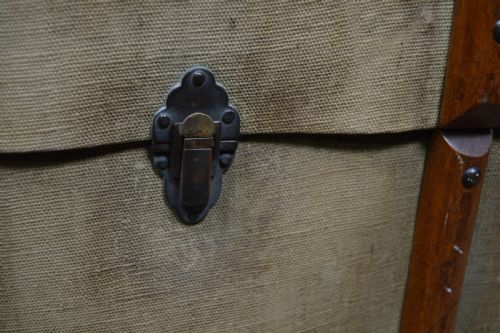 INDIAN STEAMER TRUNK - ADDITIONAL PHOTO 3