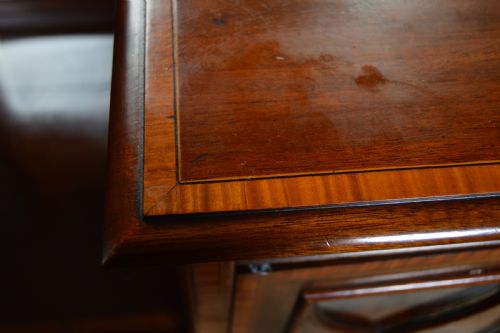 EDWARDIAN MAHOGANY DISPLAY CABINET - ADDITIONAL PHOTO 11