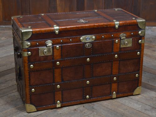 royal marines officers trunk - CATEGORY: ANTIQUE CHESTS - DATED 1920