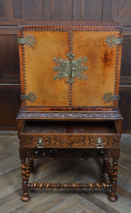 JACOBEAN STYLE LEATHER AND OAK CABINET - ADDITIONAL PHOTO 6