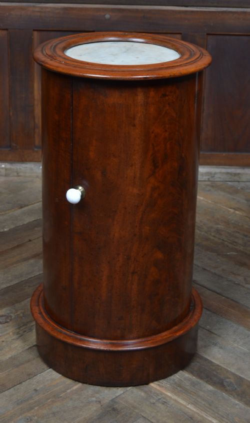 VICTORIAN MAHOGANY POT CUPBOARD - ADDITIONAL PHOTO 1