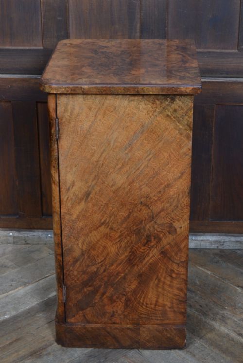 VICTORIAN WALNUT BEDSIDE CABINETPOT CUPBOARD - ADDITIONAL PHOTO 9
