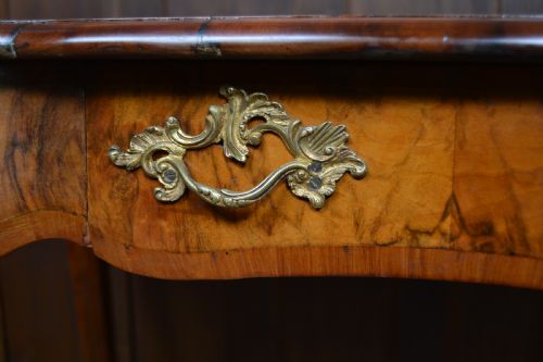 VICTORIAN WALNUT WRITING DESK - ADDITIONAL PHOTO 5