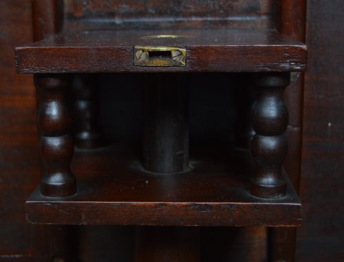 GEORGIAN SNAP TOP SUPPER TABLE - ADDITIONAL PHOTO 8