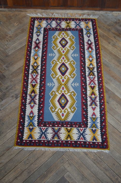 VINTAGE KELIM RUG - ADDITIONAL PHOTO 1