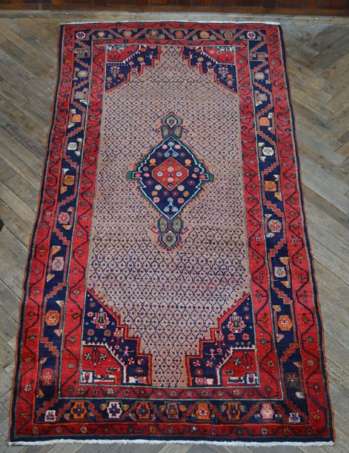 VINTAGE PERSIAN RUG - ADDITIONAL PHOTO 1
