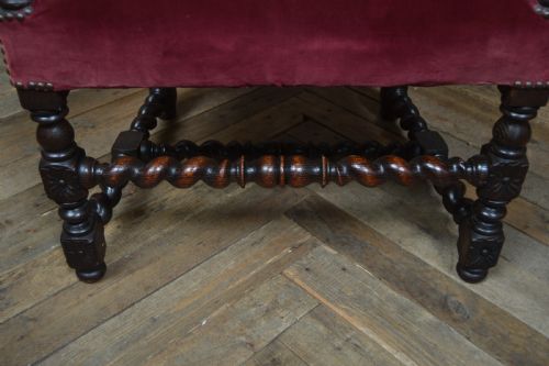 VICTORIAN OAK THRONE CHAIR - ADDITIONAL PHOTO 6