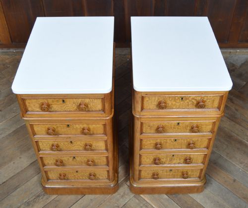 PAIR OF VICTORIAN HUNGARIAN ASH BEDSIDE DRAWERS - ADDITIONAL PHOTO 3