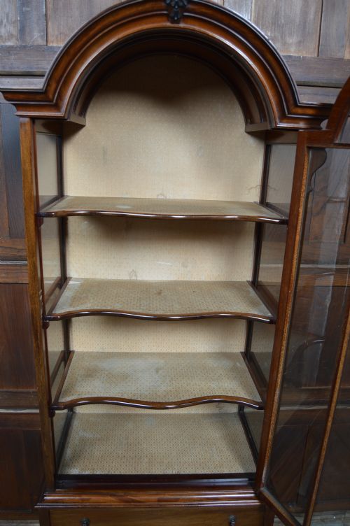 EDWARDIAN DOME TOPPED MAHOGANY DISPLAY CABINET - ADDITIONAL PHOTO 9