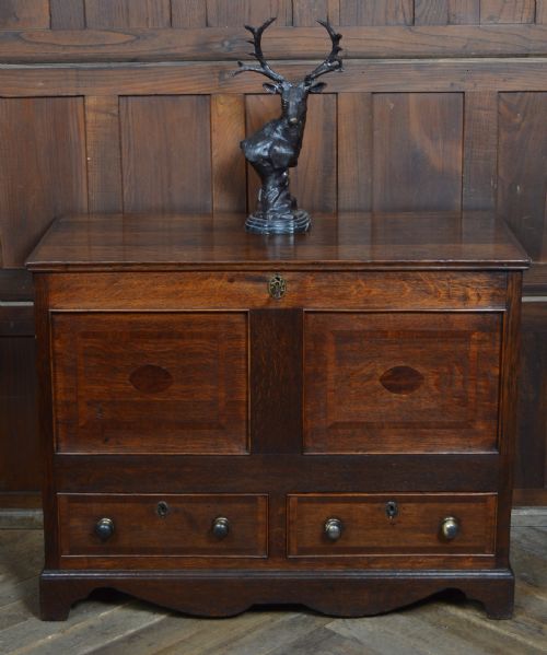 GEORGIAN OAK MULE CHEST - ADDITIONAL PHOTO 1