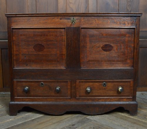 GEORGIAN OAK MULE CHEST - ADDITIONAL PHOTO 3