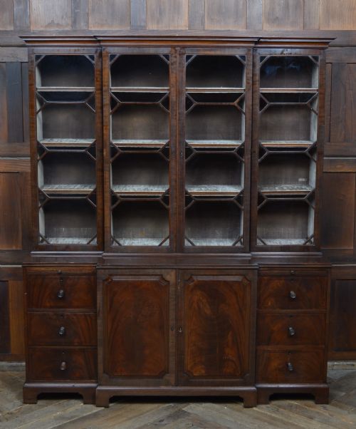 19TH CENTURY MAHOGANY BOOKCASE - ADDITIONAL PHOTO 4