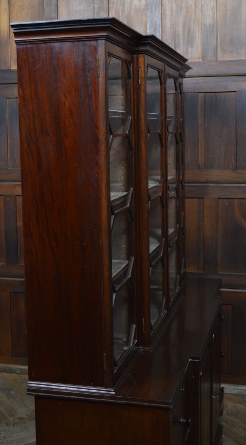 19TH CENTURY MAHOGANY BOOKCASE - ADDITIONAL PHOTO 23